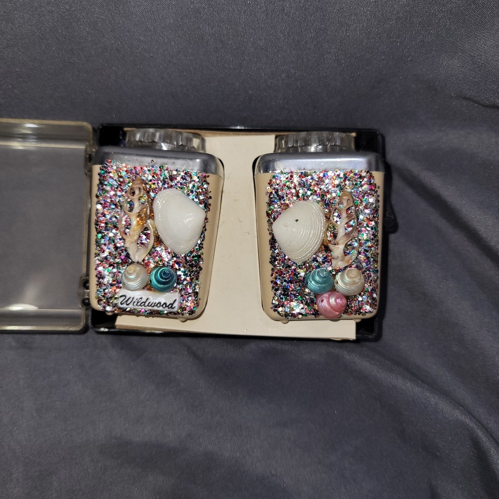 1950s Wildwood NJ Seashell Salt Pepper Shaker Set Souvenir Glitter Shells